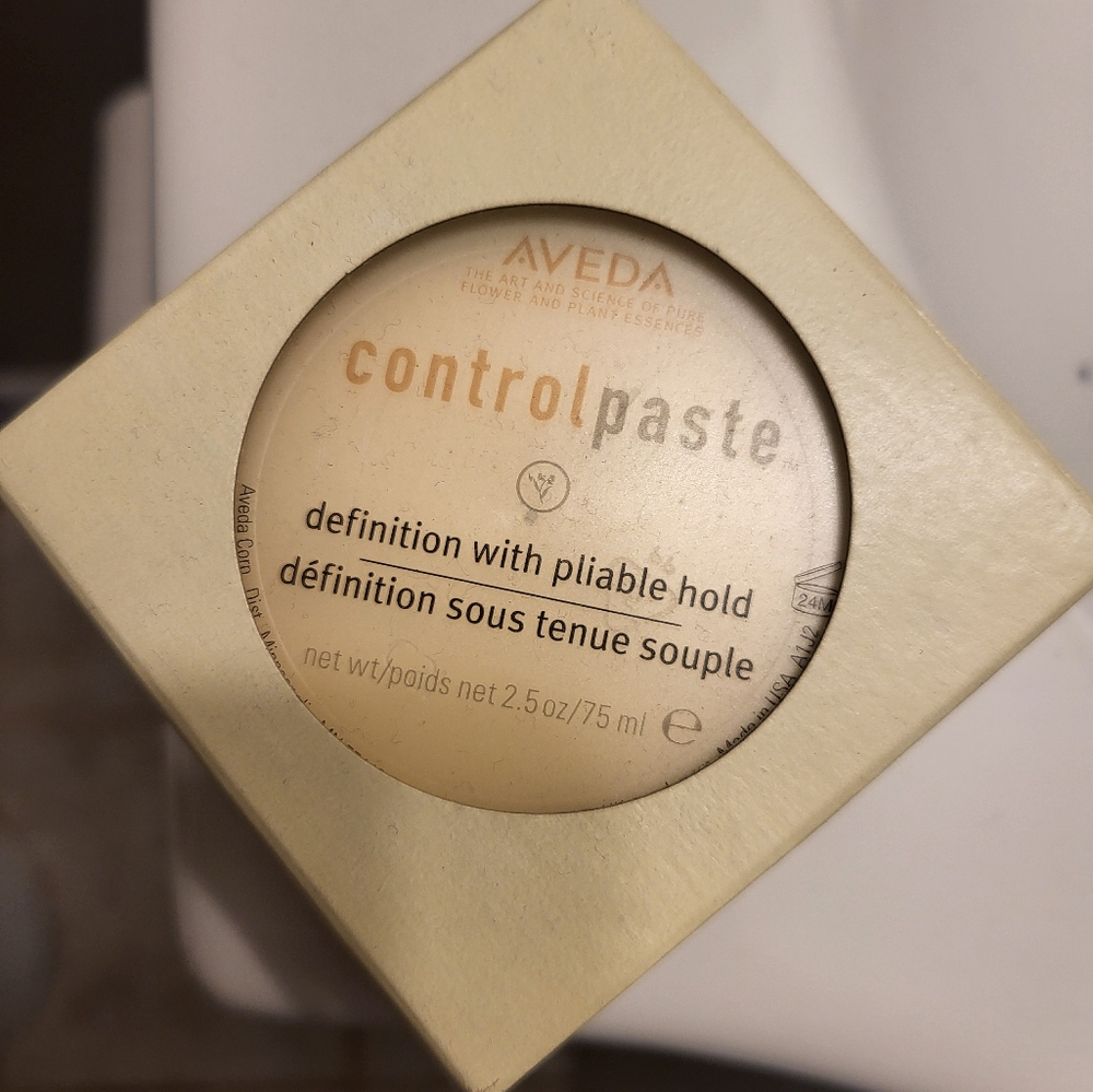 Aveda Control Paste